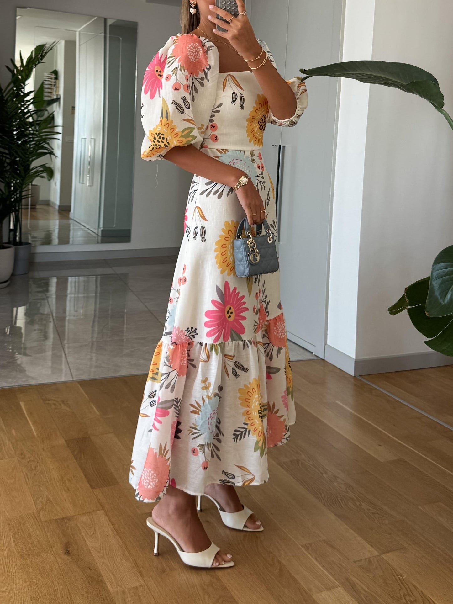 Pernelle | Robe Midi Fleurie à Encolure Carrée