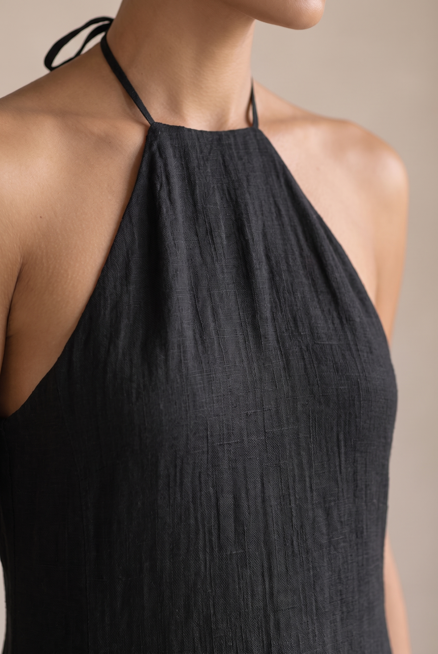 Richilde | Robe Longue Lin Col Halter Noire