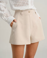 Alix | Short Ceinturé Taille Haute Élégant