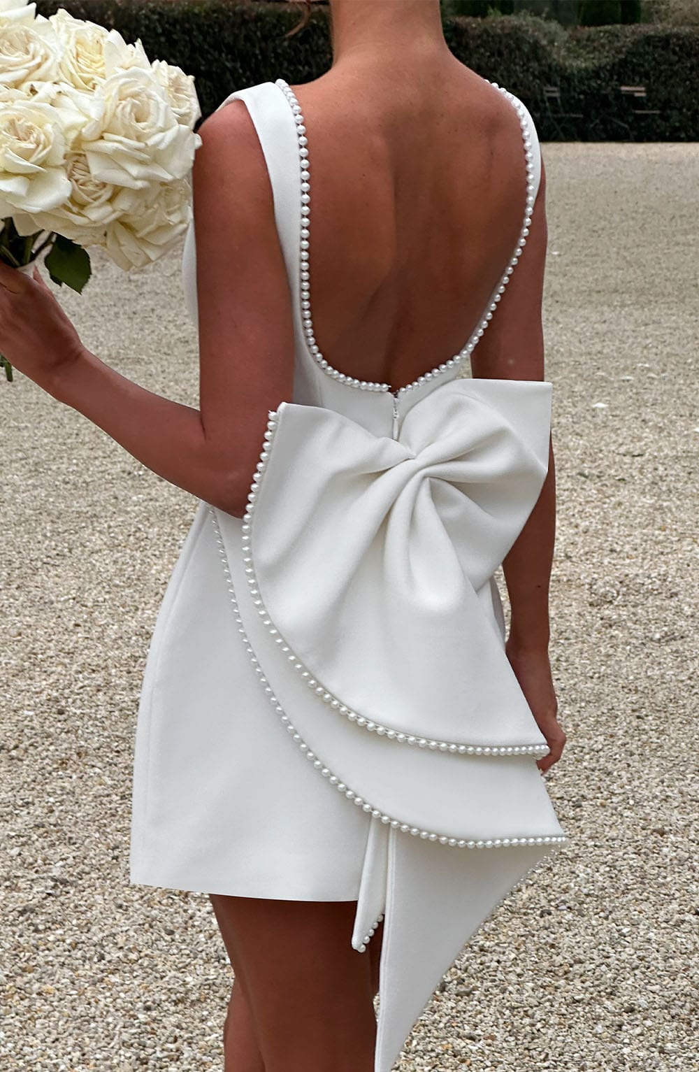 Théodora | Robe Courte Structurée Sans Manches