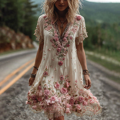 Solange | Robe Brodée Fleurie Col V
