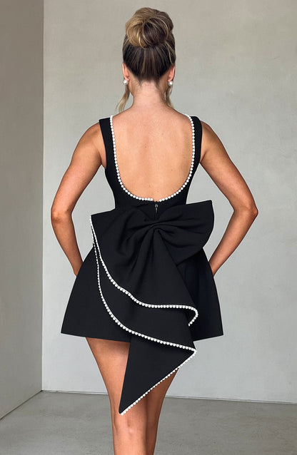 Théodora | Robe Courte Structurée Sans Manches