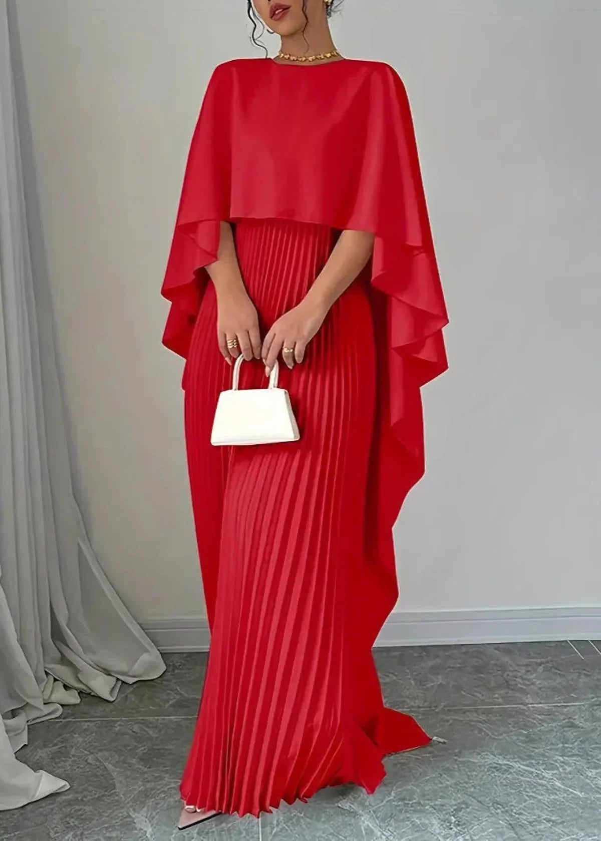 Eudoxine | Robe Longue Plissée Cape pour Mariage Invitée