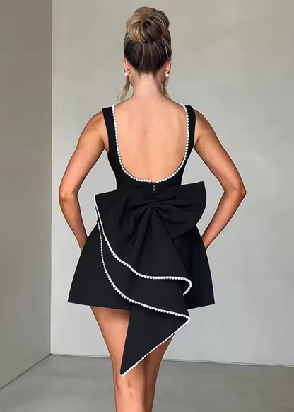 Éloïse | Robe Courte Perlée Élégante