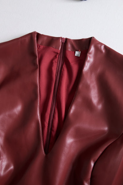 Noélie | Robe midi femme élégante à coupe ajustée et col V