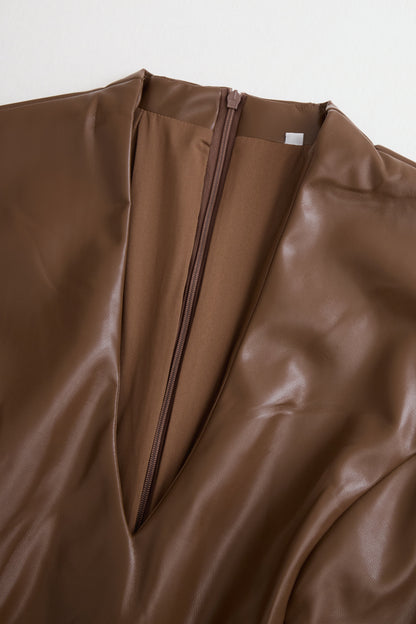 Noélie | Robe midi femme élégante à coupe ajustée et col V