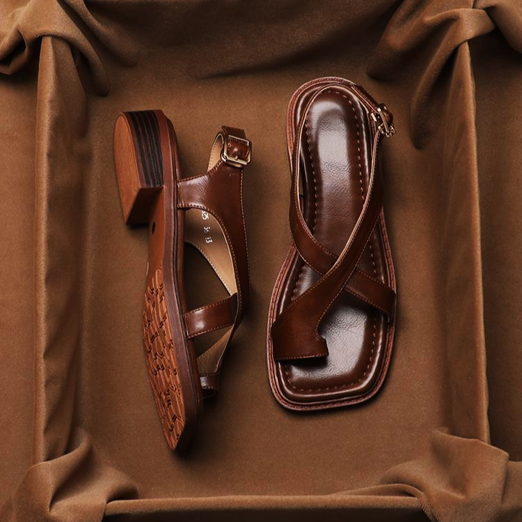 Céline | Sandales Croisées Effet Cuir Talon Bas pour Été