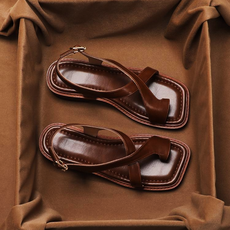 Céline | Sandales Croisées Effet Cuir Talon Bas pour Été