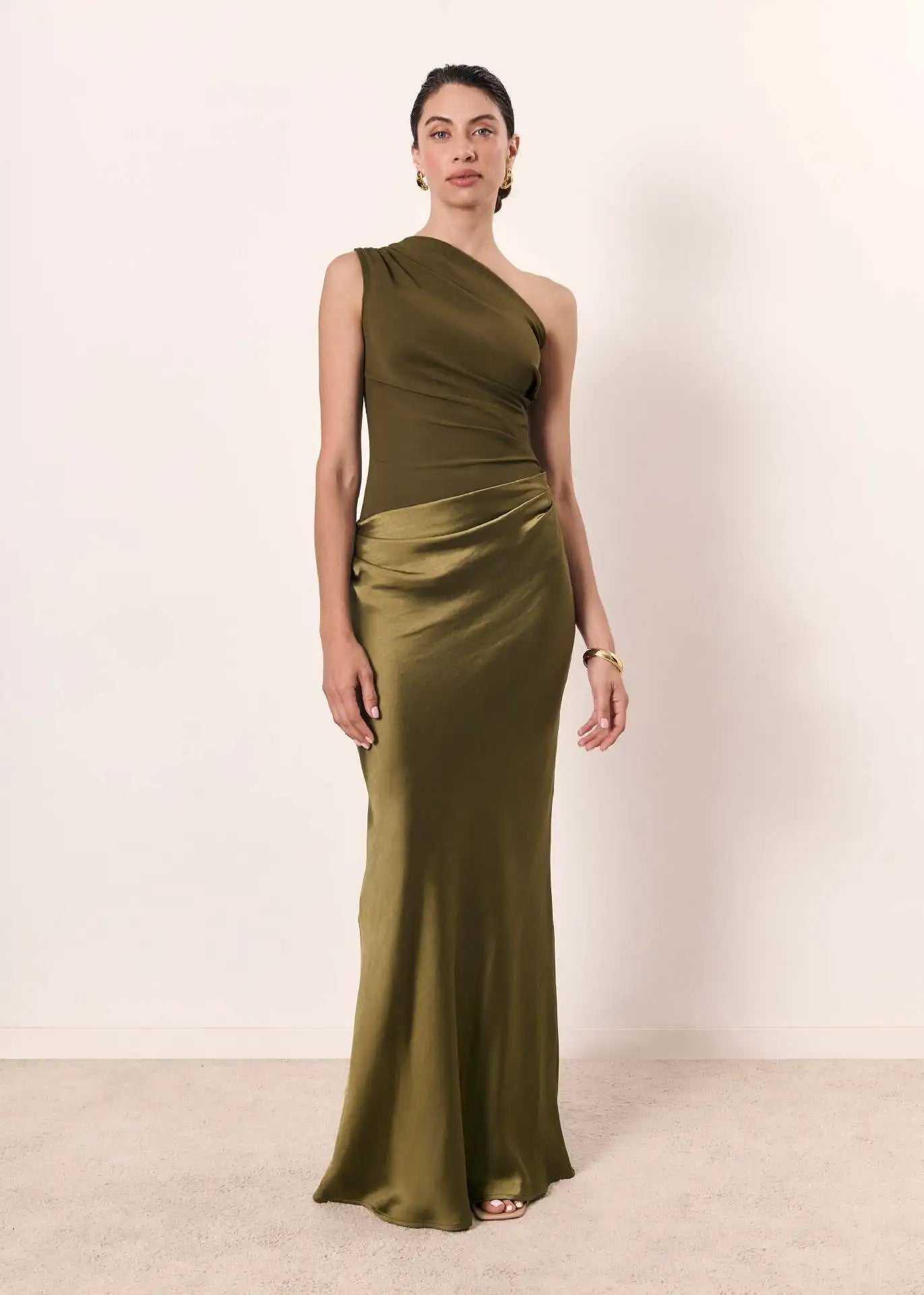 Claudette | Robe Longue Satinée à Fente