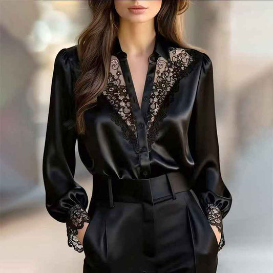 Almira | Blouse Satinée à Détails en Dentelle Col V