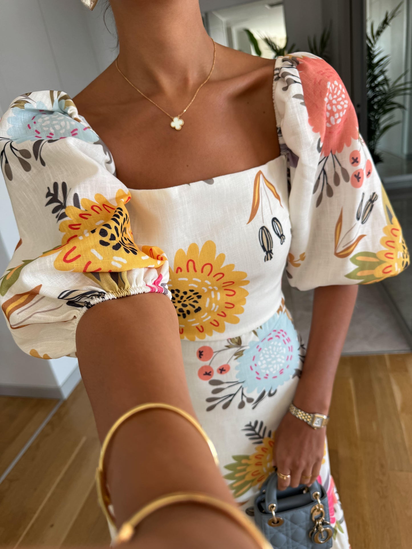 Pernelle | Robe Midi Fleurie à Encolure Carrée