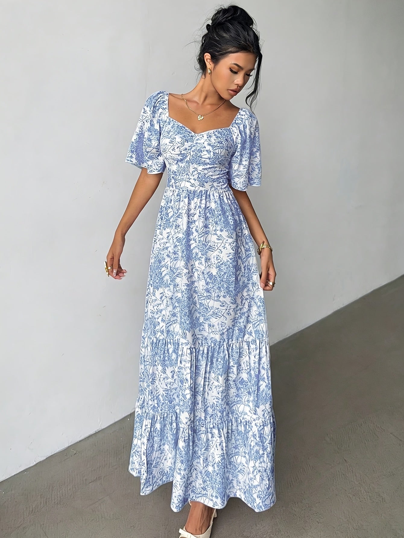 Faustine | Robe Longue Fleurie Décolleté Cœur à Volants