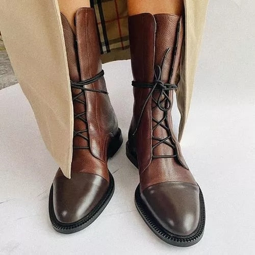 Bottines lacées femme, laçage réglable sur le cou-de-pied