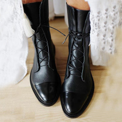 Bottines femme à bout rond et talon bas carré