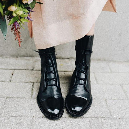 Bottines à lacets femme à petit talon et bout rond