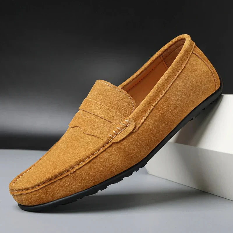 Mocassins plats effet daim à talon bas