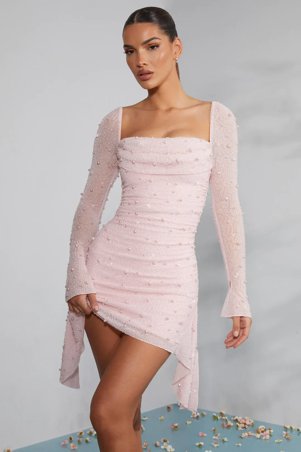 Léocadie | Robe Courte Ornée pour Mariage Invitée