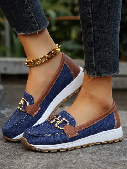 Mocassins souples en marron, vue de face