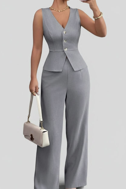 Détail du tissu de l'ensemble gilet et pantalon
