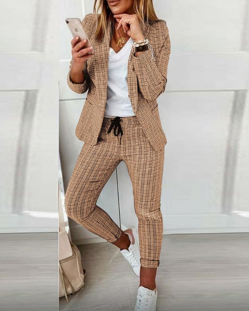 Blazer à petits carreaux tonals et pantalon slim