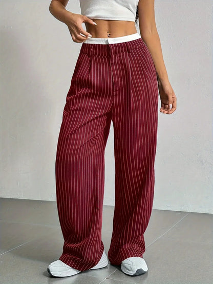 Pantalon large rayé vue de dos
