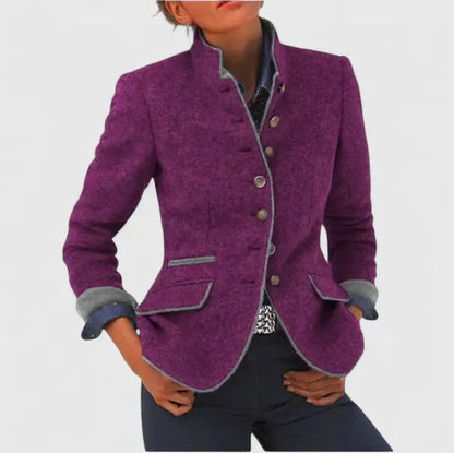 Blazer femme quatre boutons à coupe cintrée