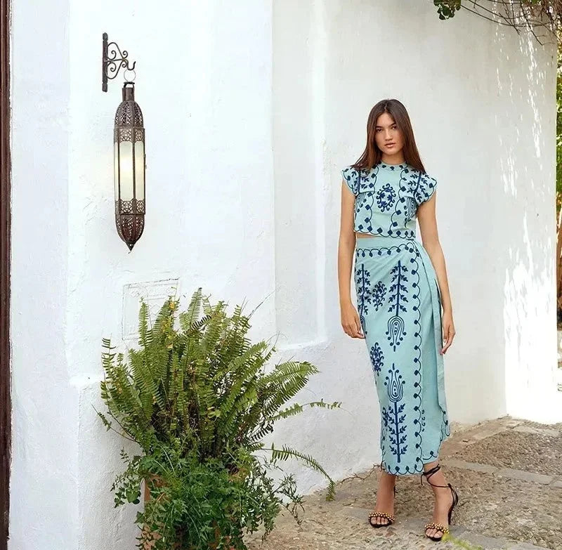 Romy | Ensemble Top Brodé et Jupe Fluide
