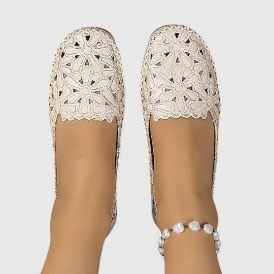 Ballerines perforées femme à semelle plate stable
