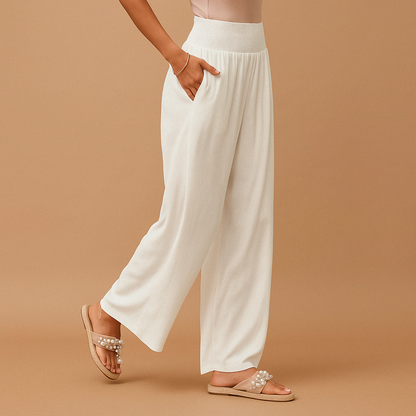 Détail de la taille élastique du pantalon en lin