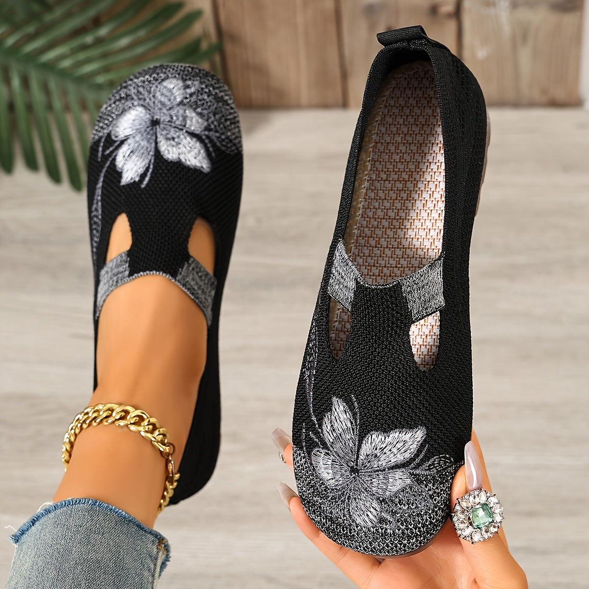 Mocassins ligne allongée posés à plat