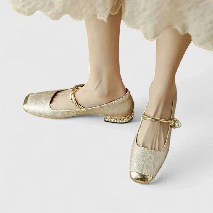 Babies à bride fine, chaussure plate confortable
