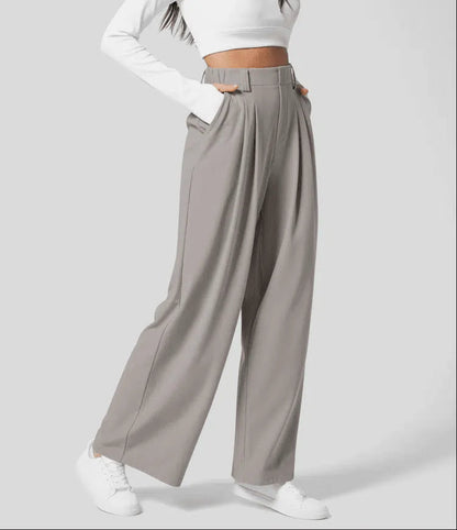 Détail de la taille élastique du pantalon large