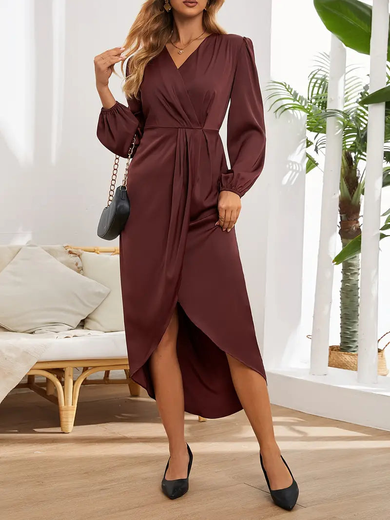 Robe midi bordeaux à décolleté croisé en V