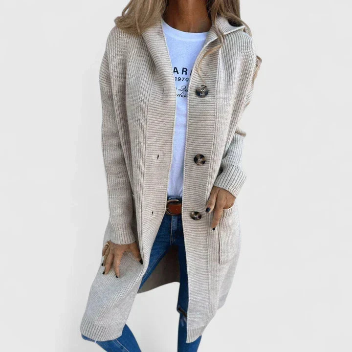 Gilet long à capuche boutonné en maille côtelée