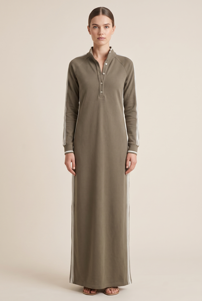 Robe longue boutonnée vue de dos