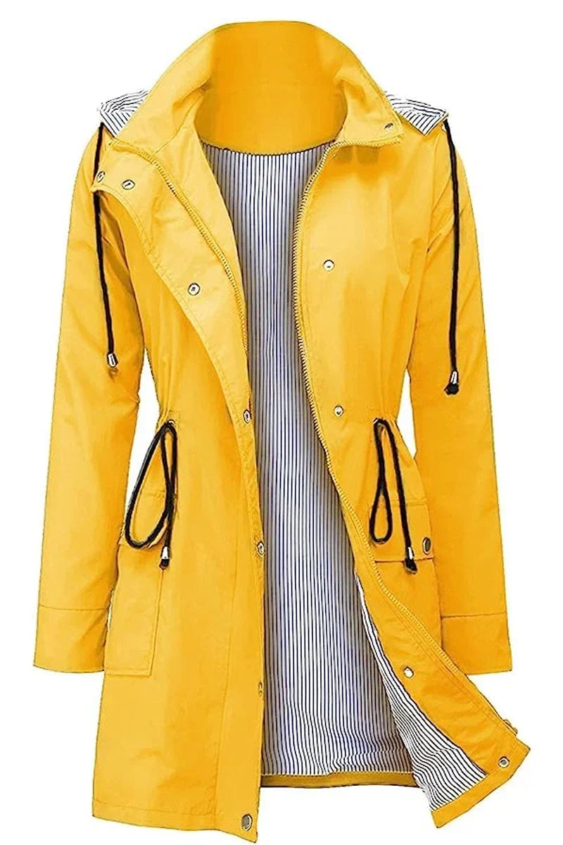 Veste imperméable à capuche doublée, détail de la capuche