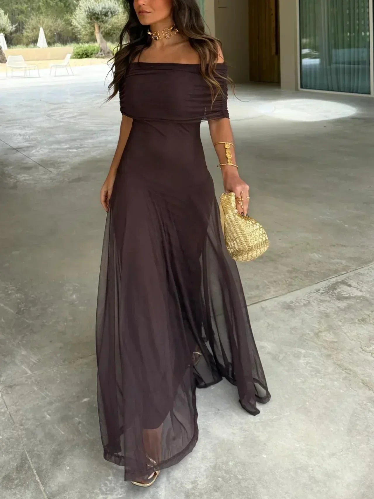Annette | Robe Longue Épaules Dénudées Chocolat