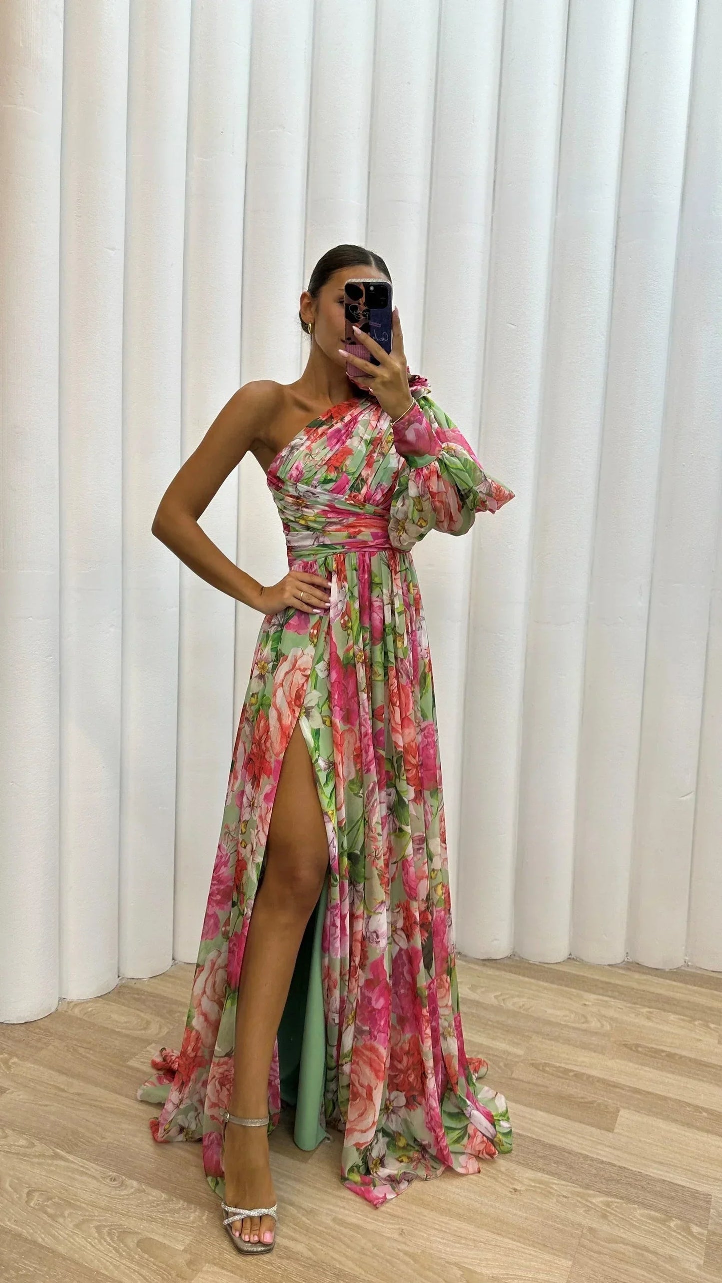 Émerance | Robe Longue Fleurie à Une Épaule Fendue