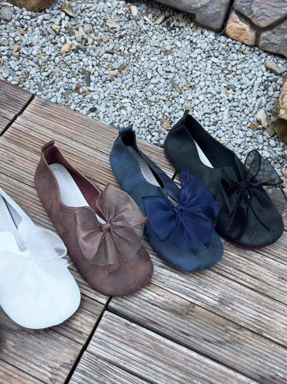 Mocassins à bride coupe ajustée, vue d'ensemble