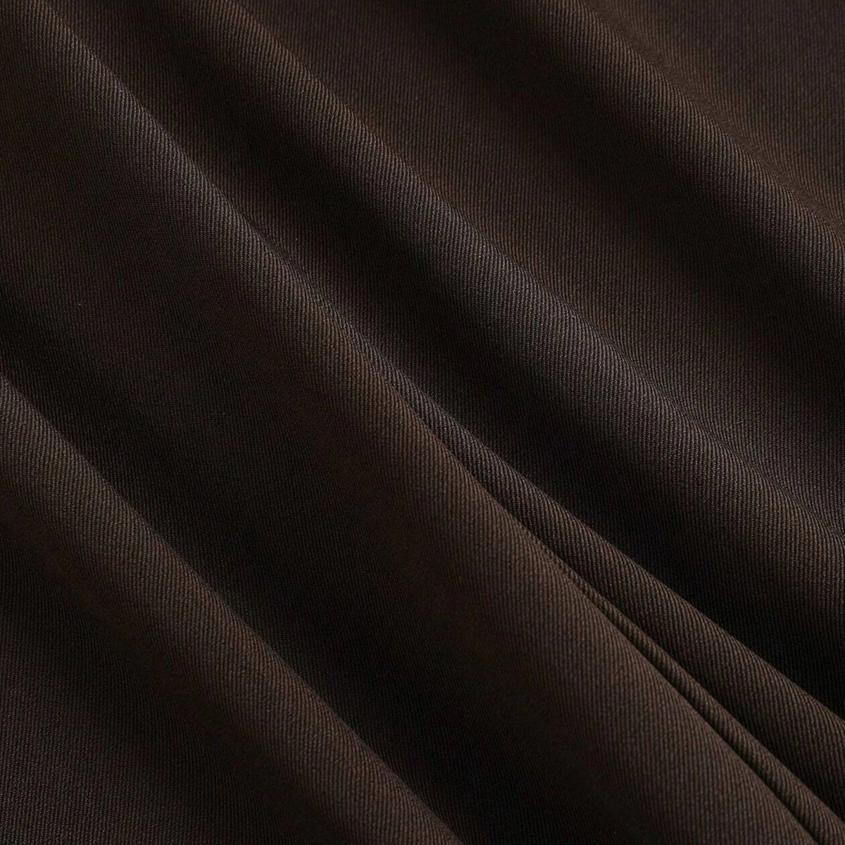 Pantalon plissé femme à jambe ample et fluide